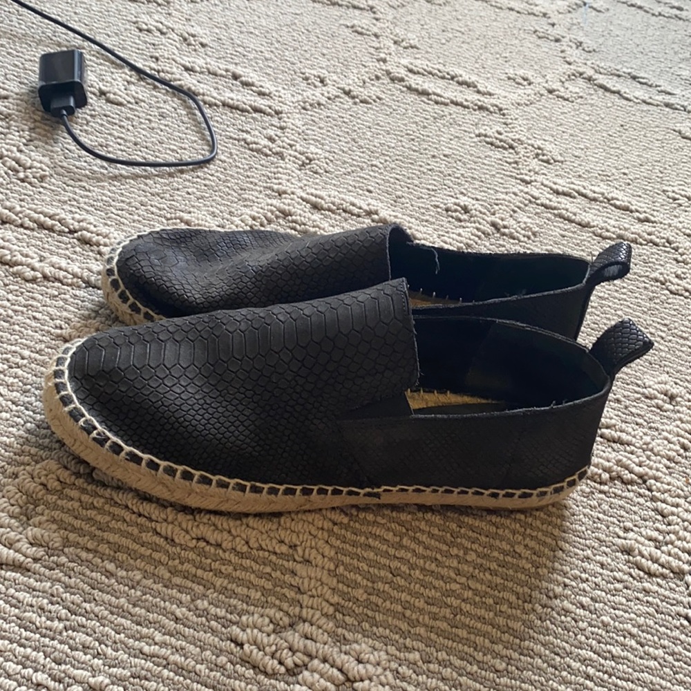 Vince espadrille slides